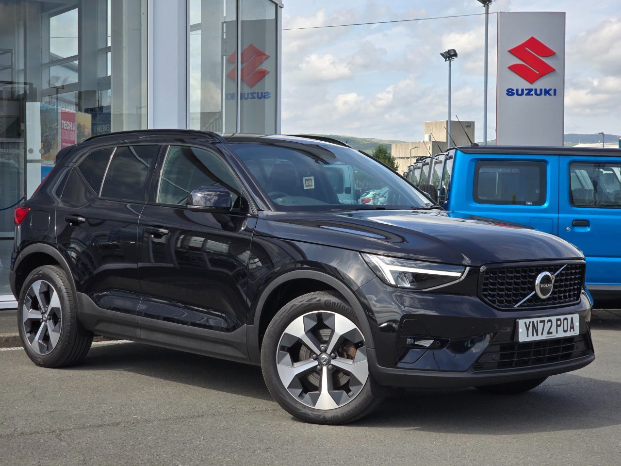 2022 Volvo XC40