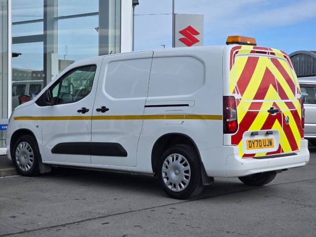 2020 Vauxhall Combo Cargo 2300 1.5 Turbo D 100ps H1 Sportive Van